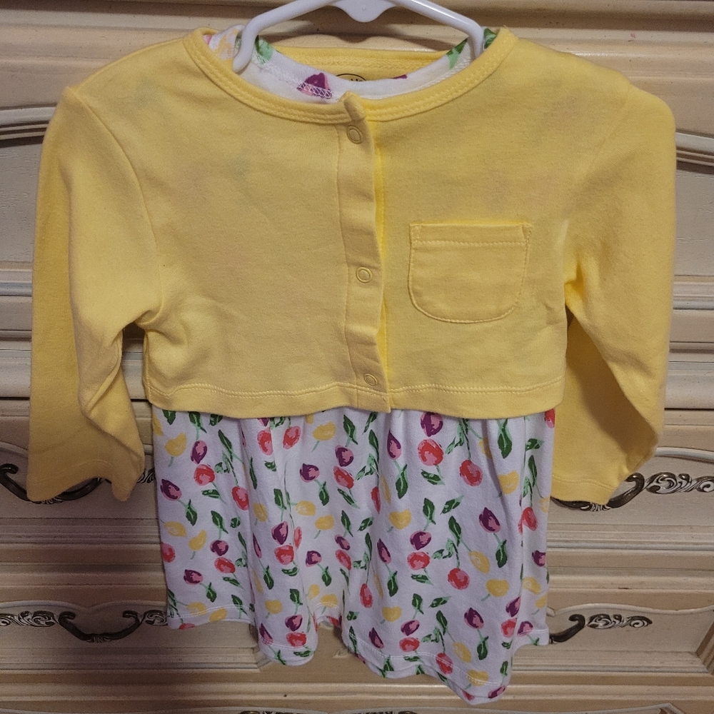 Luvable Friends Girl's size 24 months Tulip Dress